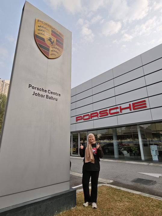 Esquil-Porsche